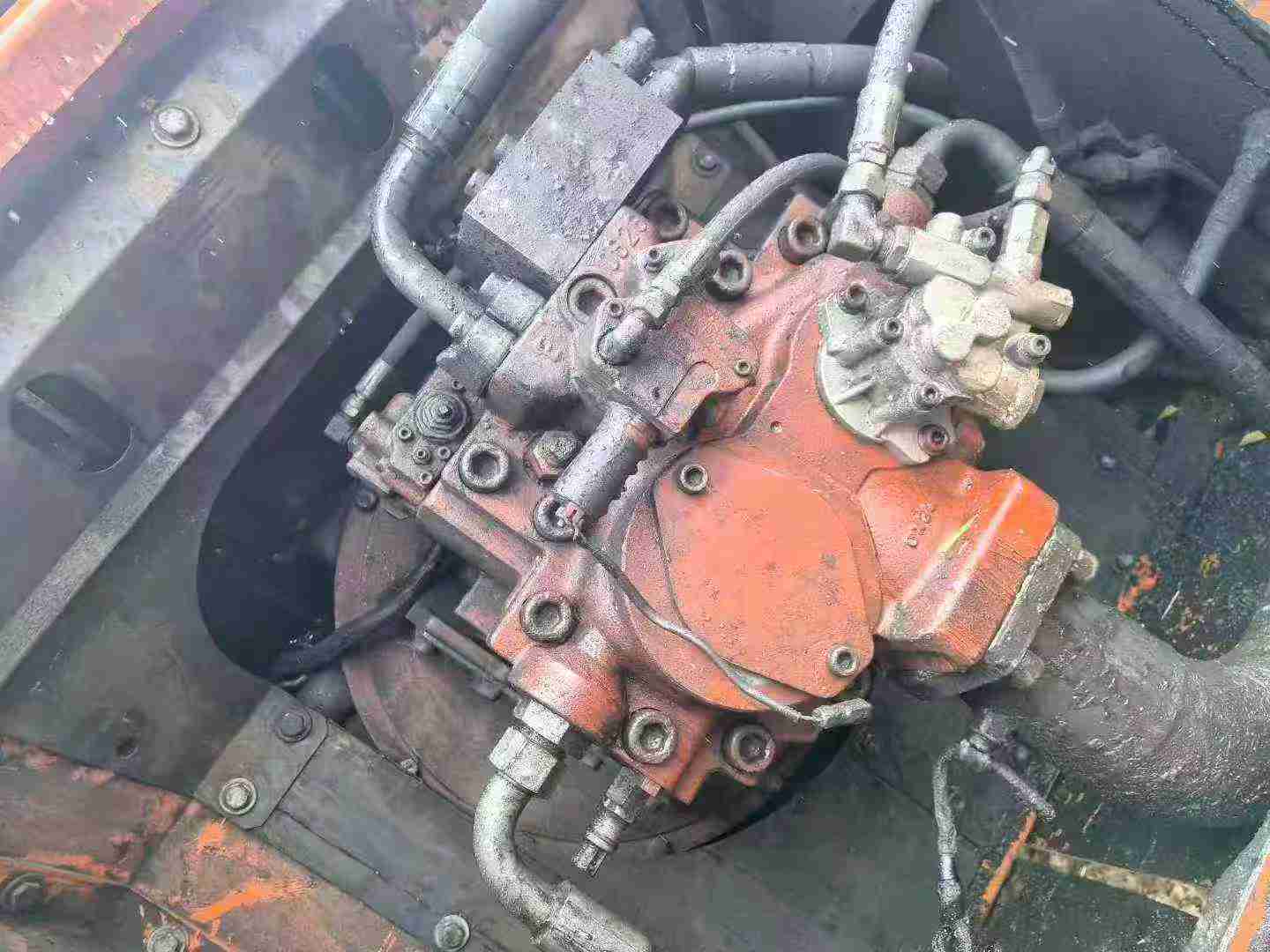 Used Doosan DH420LC-7 Excavator 2014 Model / 4