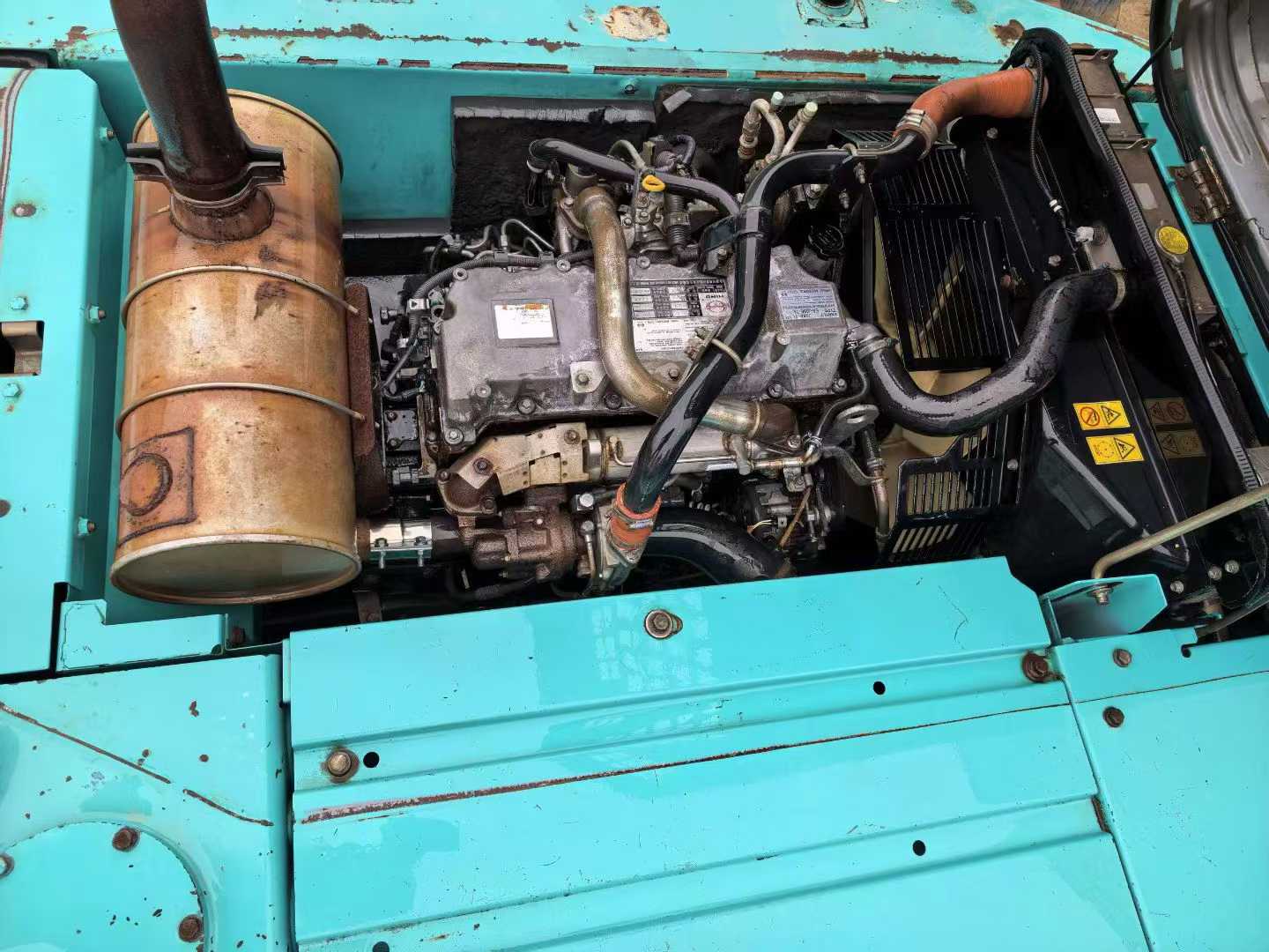 Used Kobelco SK200-8 Excavator 2016 Model / 3