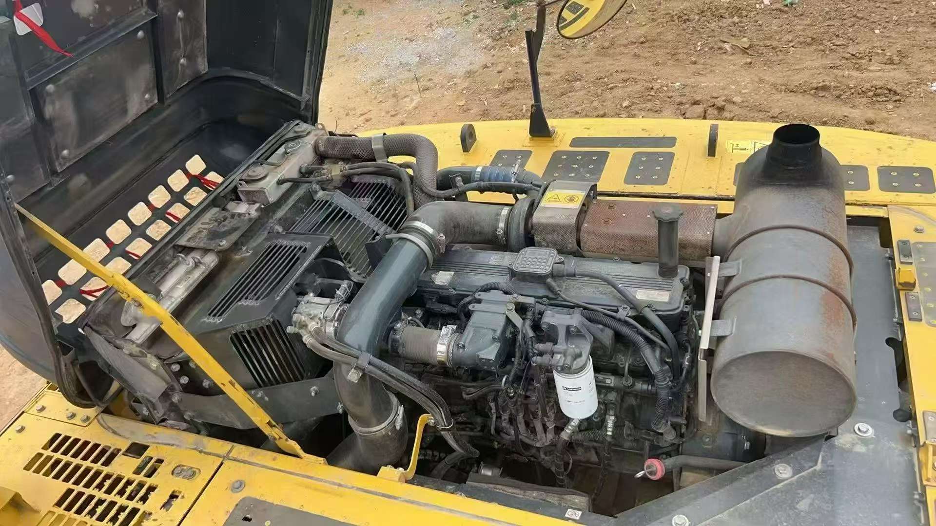 Used Komatsu PC300LC-8 Excavator 2021 Model / 9