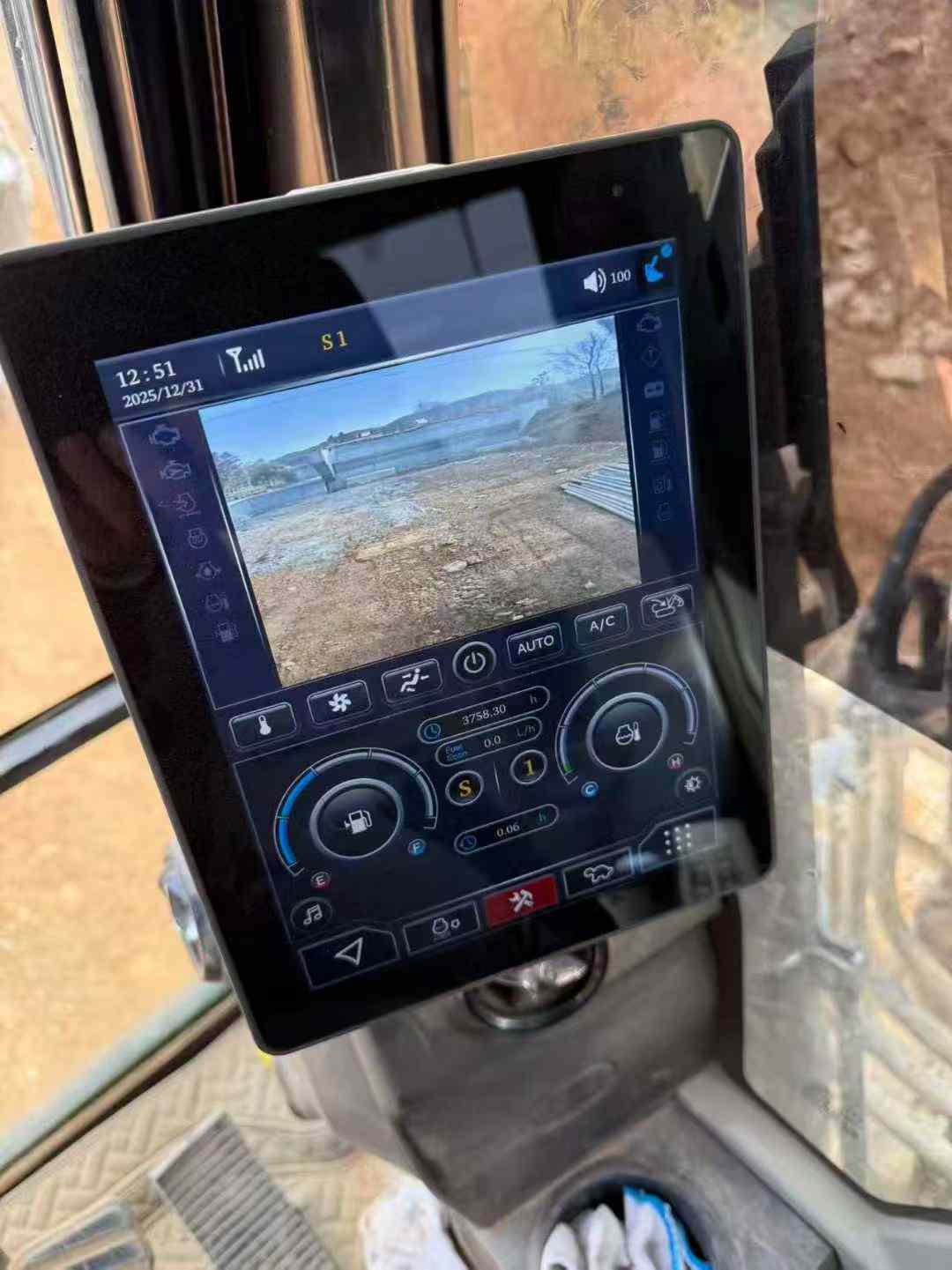 Used Sany SY135 Excavator 2022 Model / 9