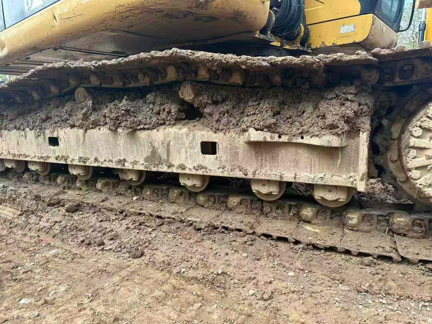 Used Caterpillar 320D Excavator 2016 Model / 3