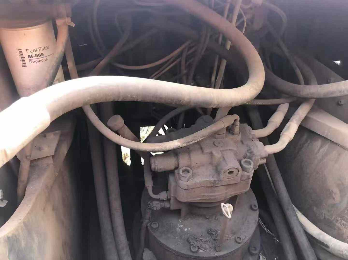 Used Hitachi EX250-5 Excavator 2011 Model / 5