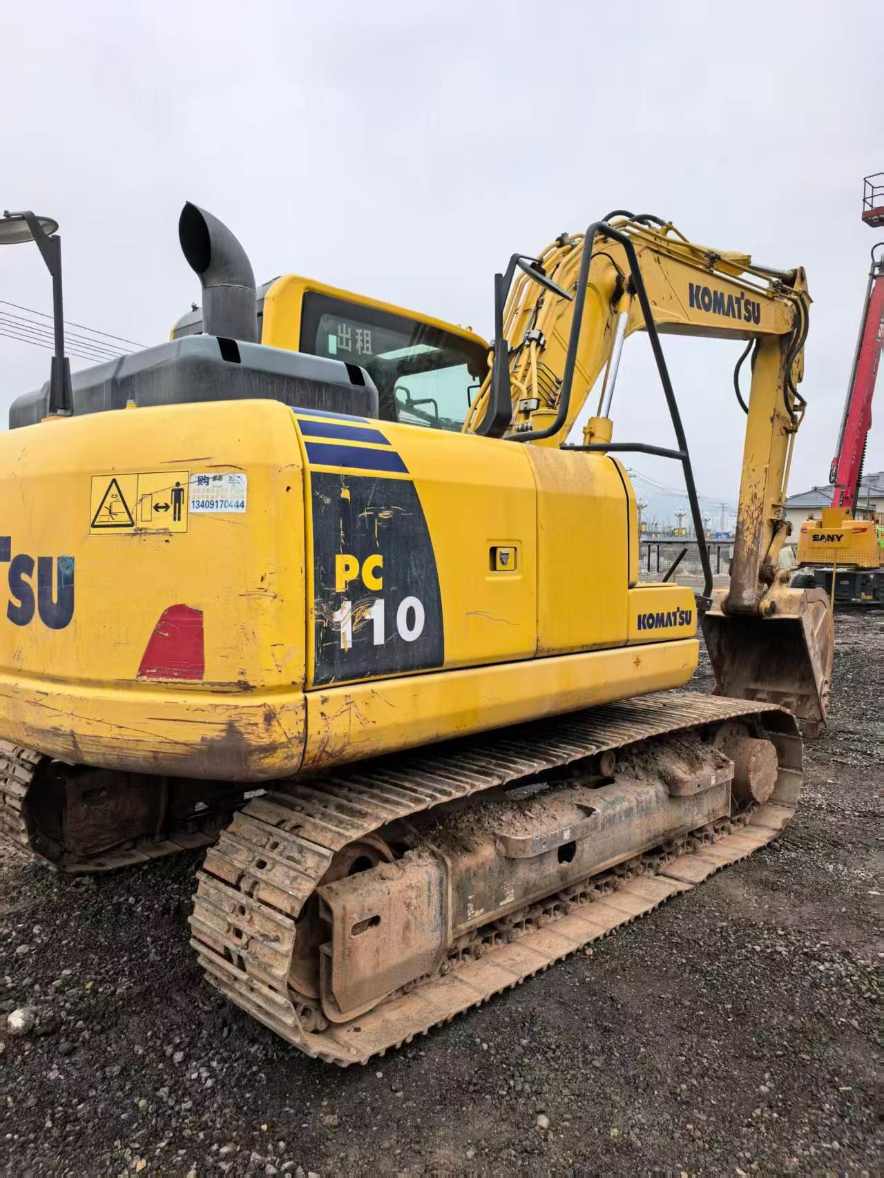 Used Komatsu PC110-7 Excavator 2016 Model / 4