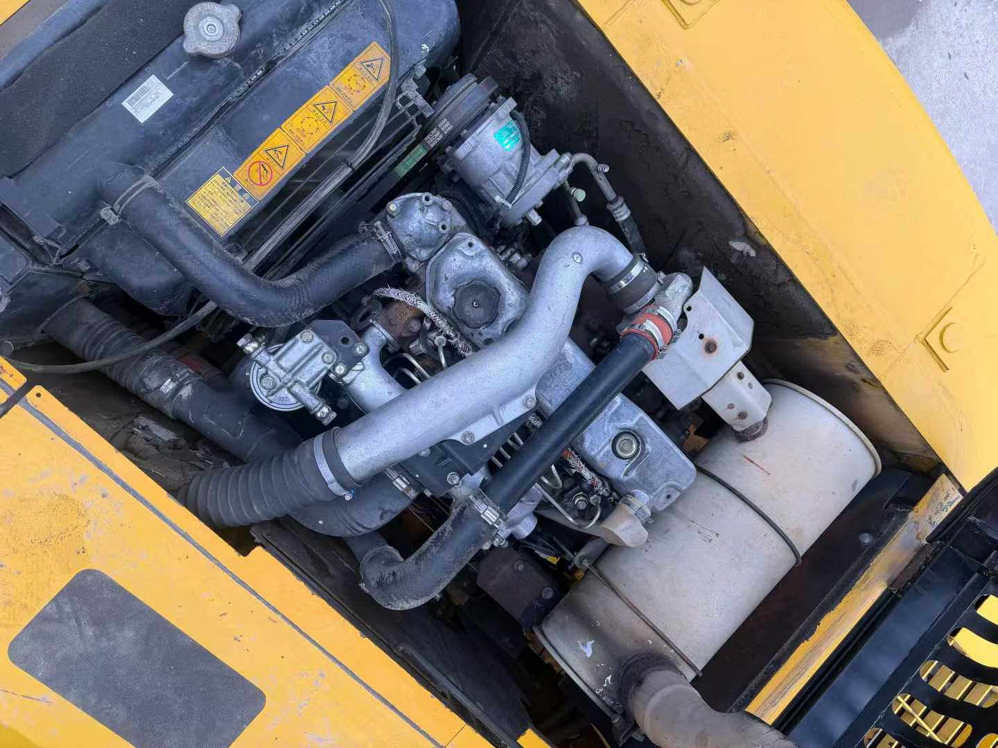 Used Kato HD512-6 Excavator 2016 Model / 6