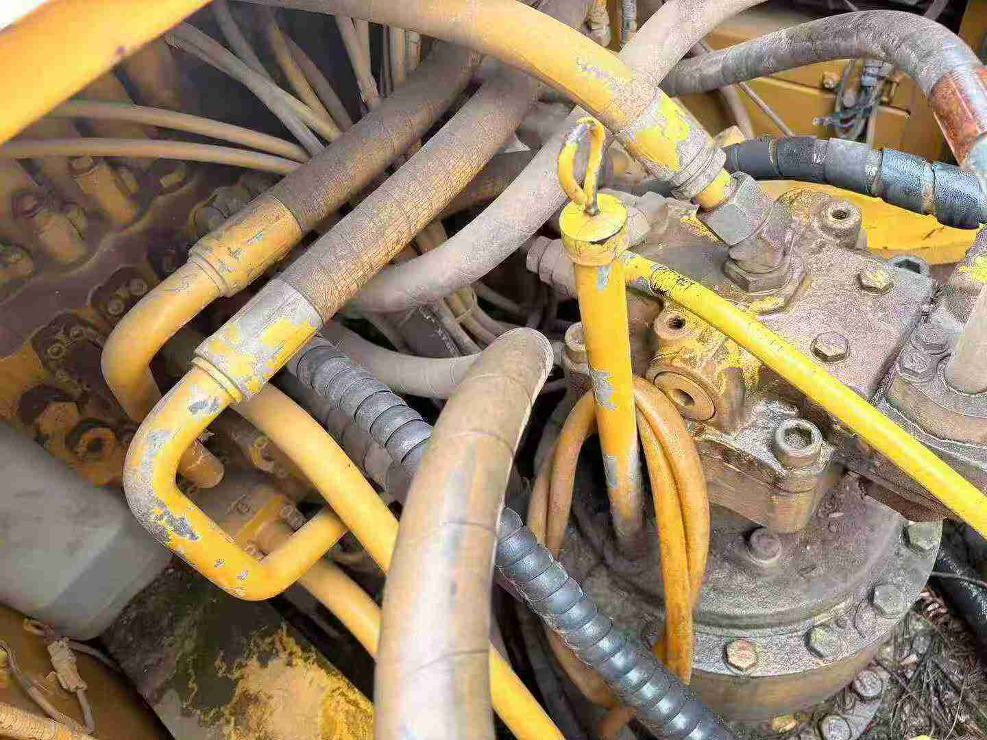 Used Caterpillar 324D Excavator 2016 Model / 3