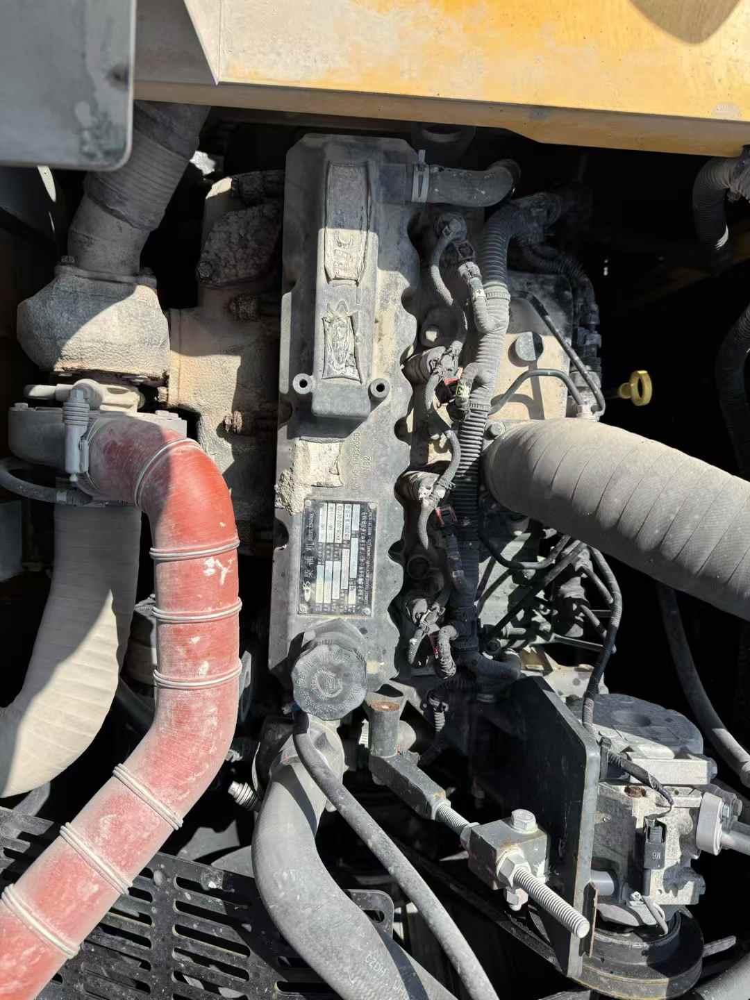 Used XCMG XE135B Excavator 2022 Model / 8