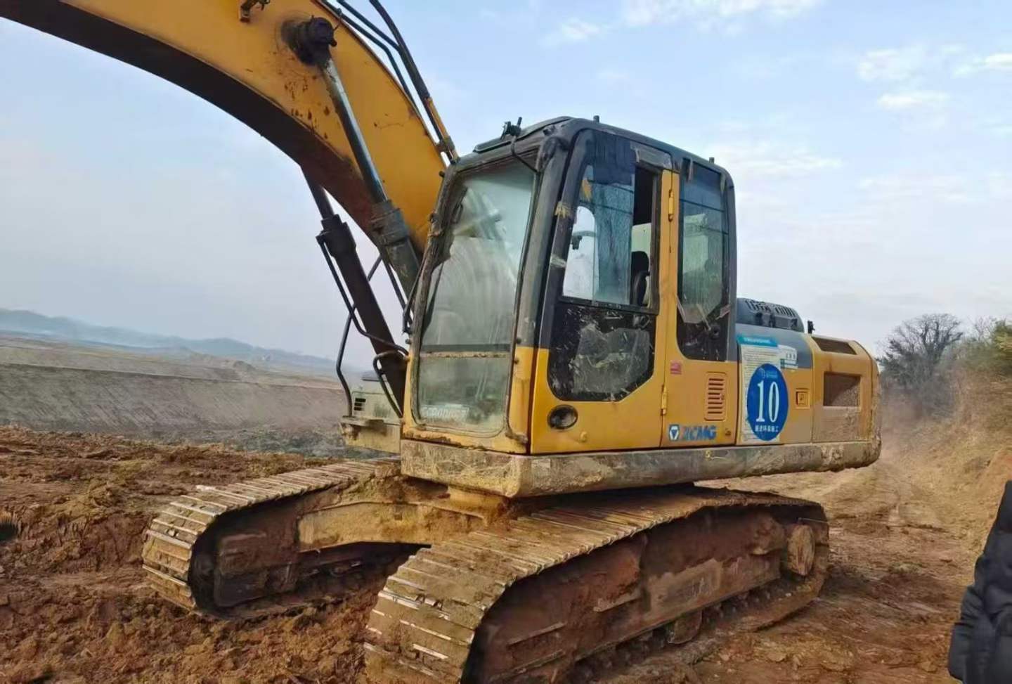 Used XCMG XE200 Excavator 2017 Model / 4