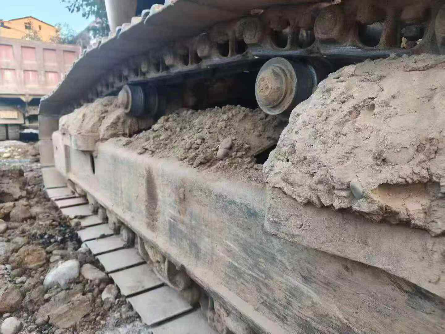 Buy Komatsu PC160-6 Used Excavator