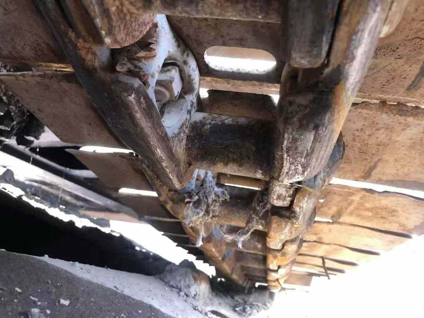 Used Hitachi EX250-5 Excavator 2011 Model / 8