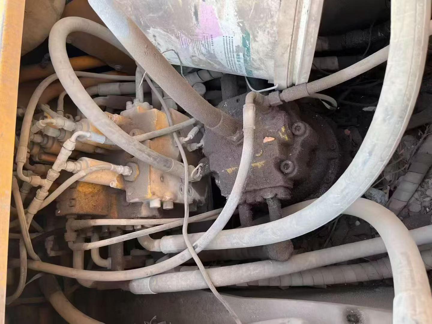 Used Hyundai R215-7 Excavator 2018 Model / 4