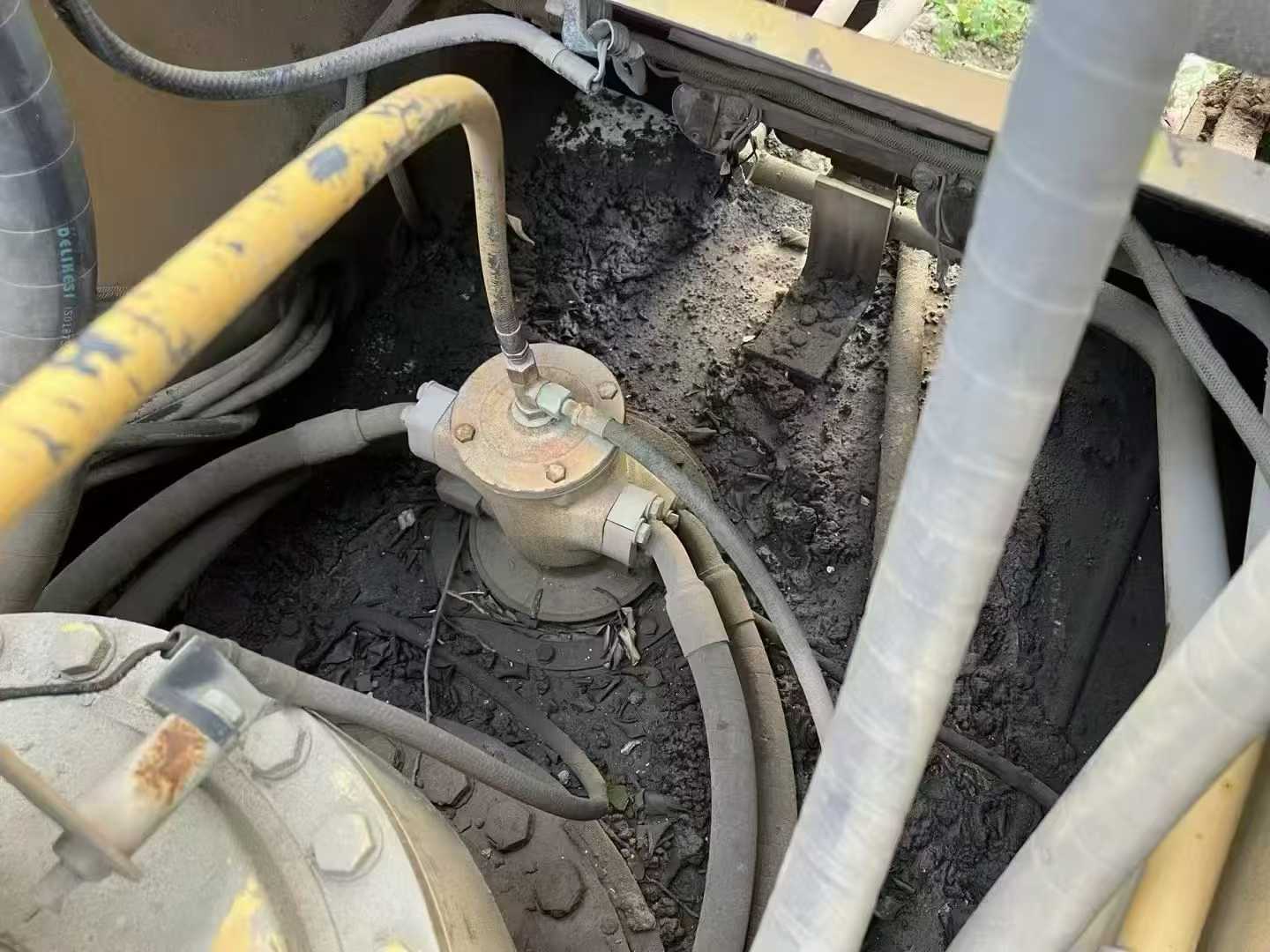 Used Caterpillar 330C Excavator 2016 Model / 4