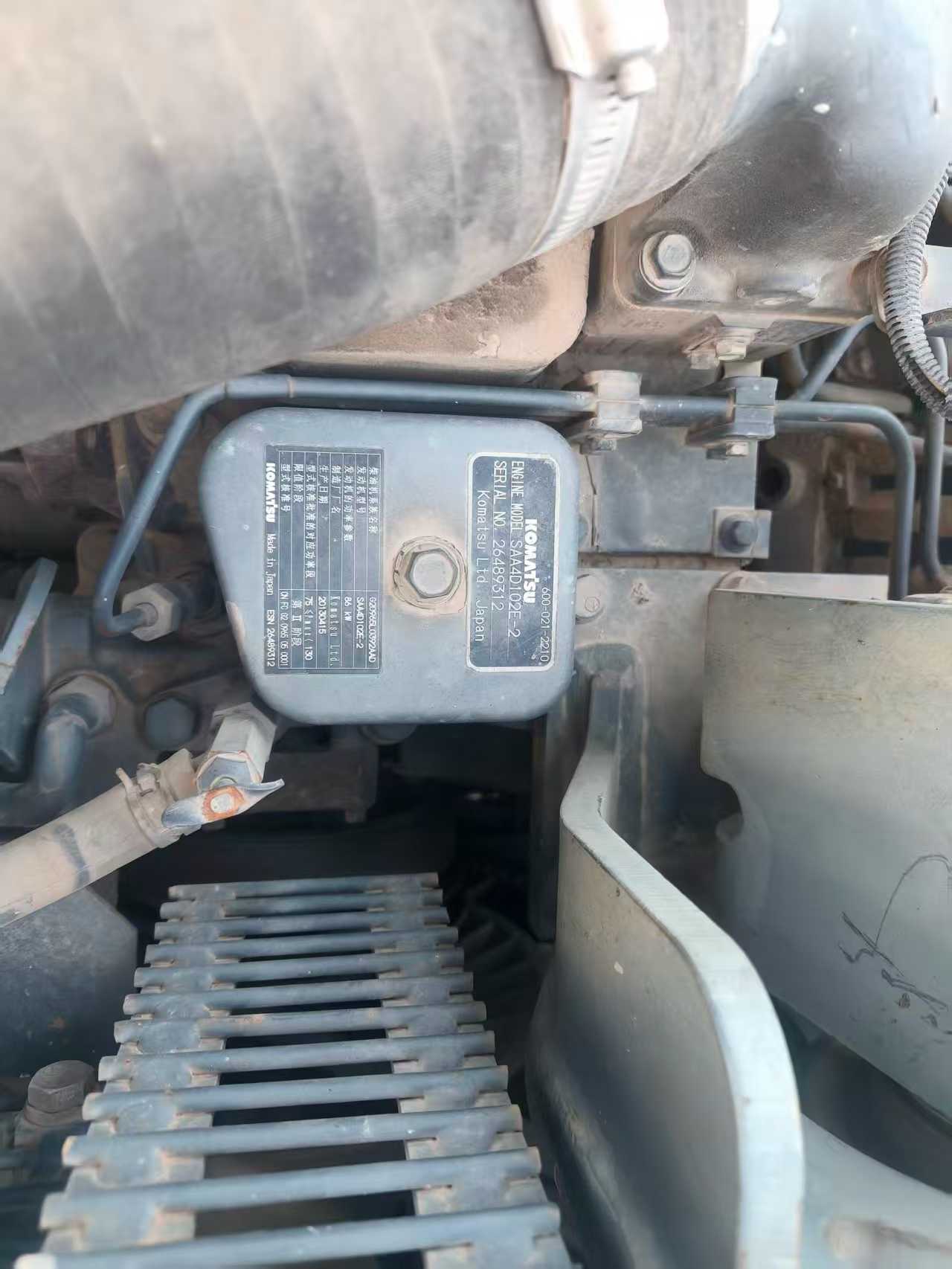 Used Komatsu PC160-6 Excavator 2014 Model / 4