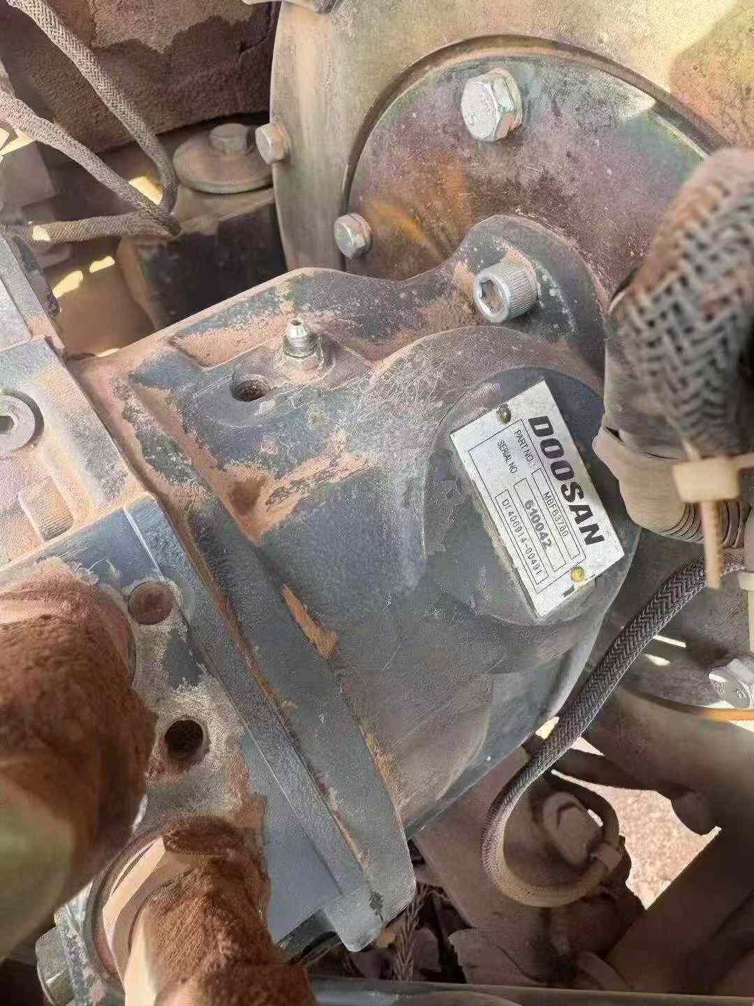 Used Doosan DH60 Excavator 2017 Model / 8