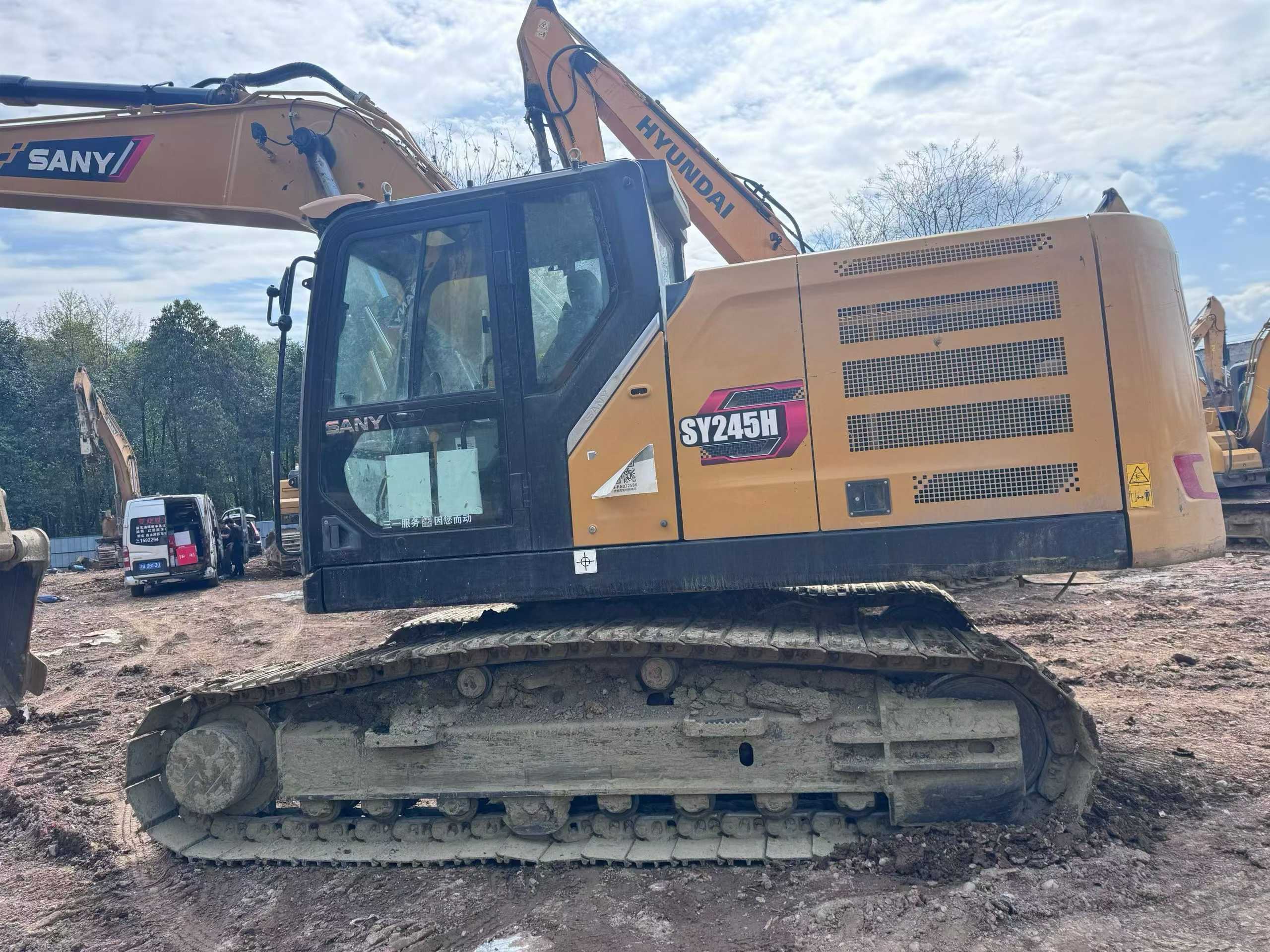 Used Sany SY215C Excavator 2024 Model / 2