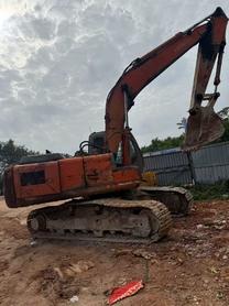 Buy Hitachi ZX200-6 Used Excavator / 3 Used Hitachi ZX200-6 Excavator 2016 Model / 3