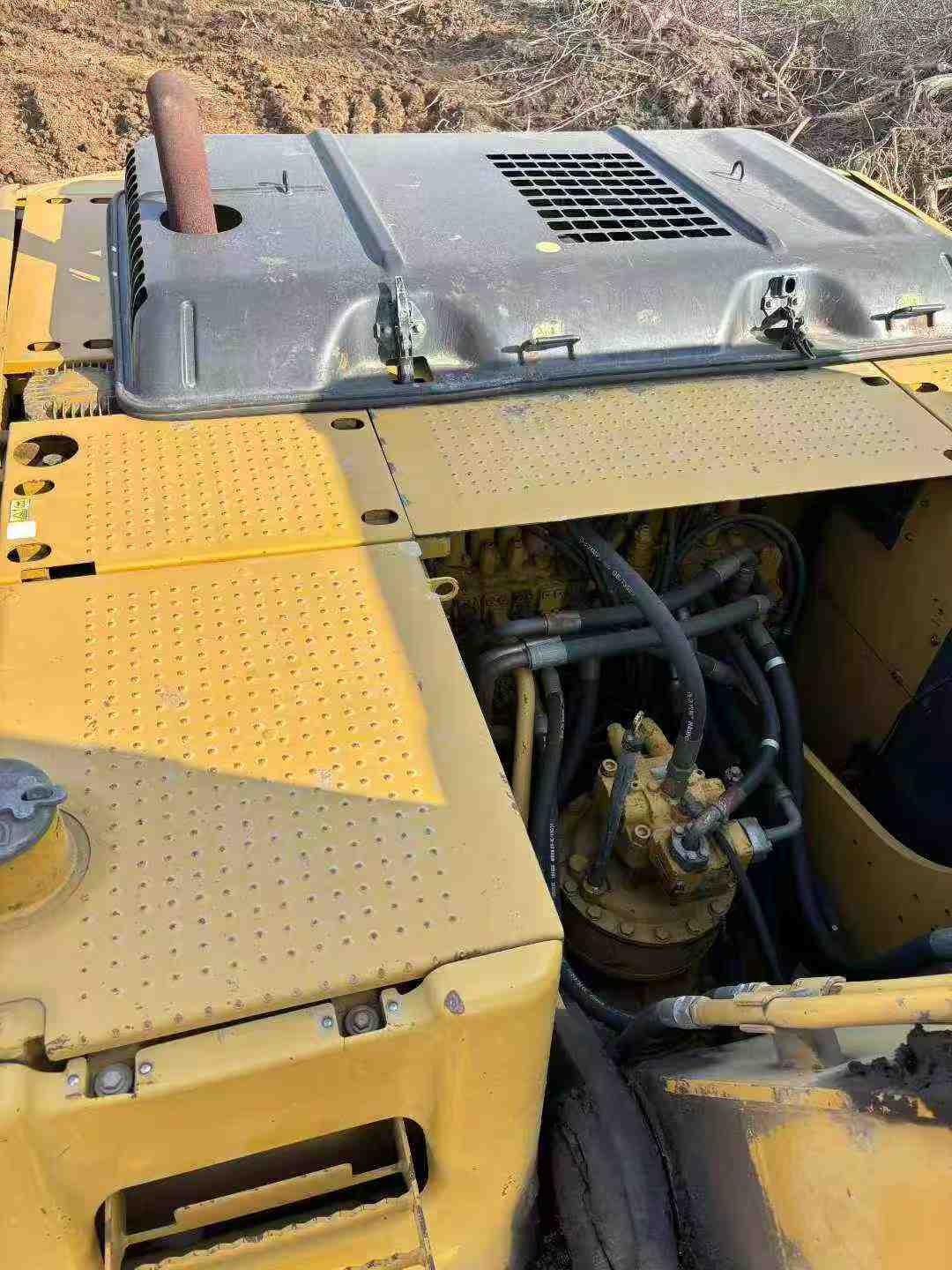 Used Caterpillar 320A Excavator 2010 Model / 5