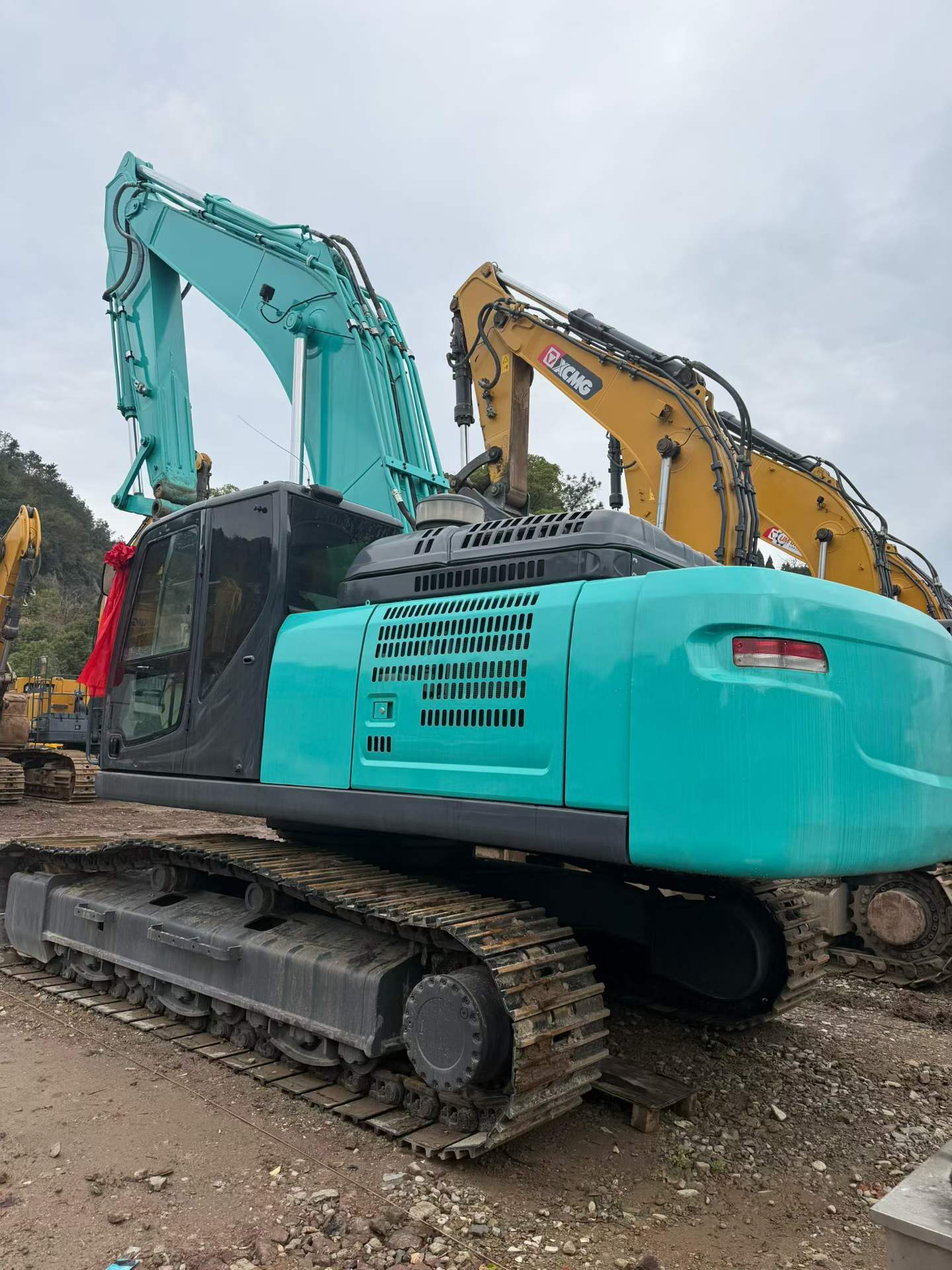 Used Kobelco SK350-8 Excavator 2016 Model / 8