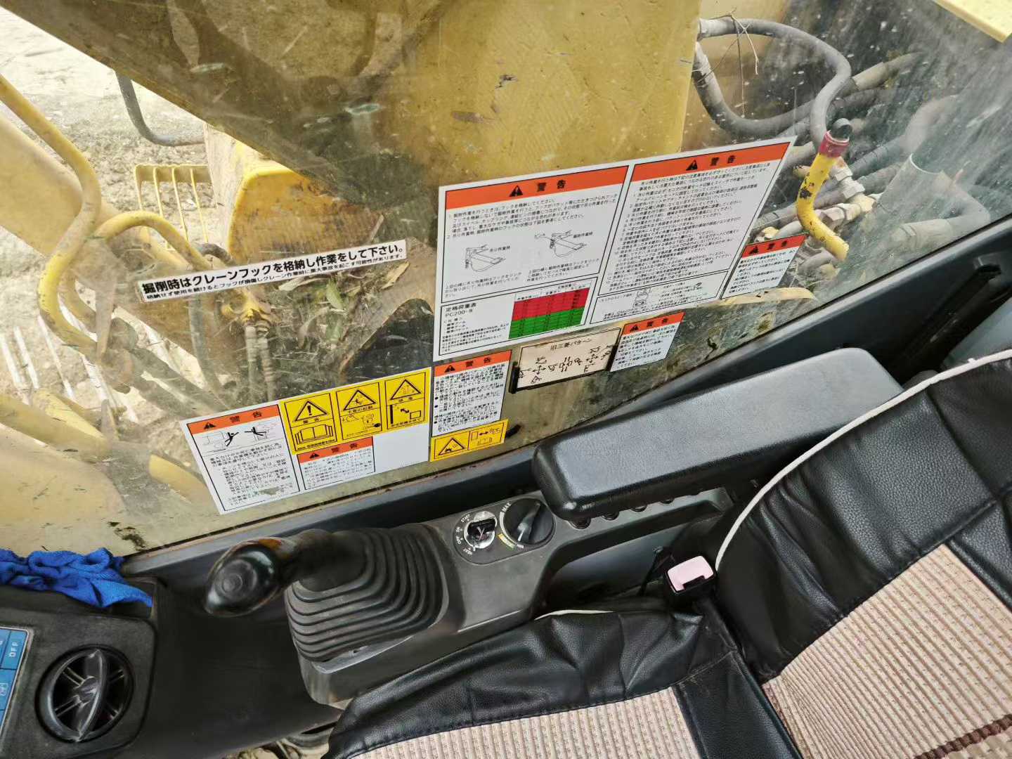 Used Komatsu PC200-8 Excavator 2016 Model / 3