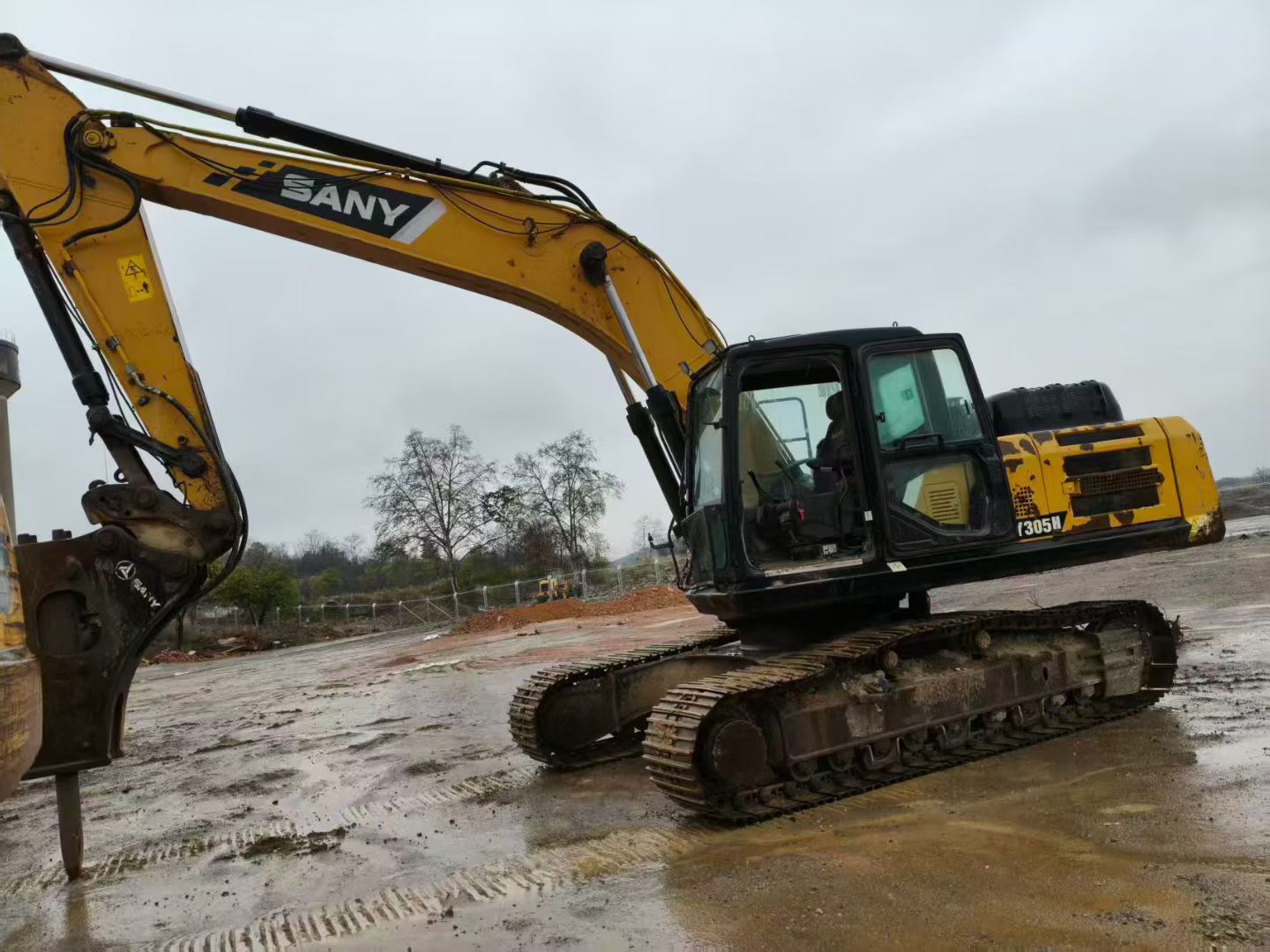 Used Sany SY245H Excavator 2017 Model / 2