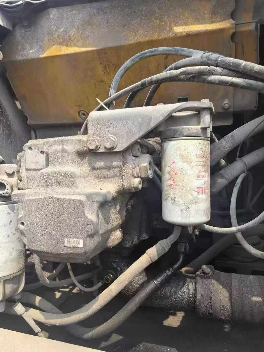 Used Komatsu PC210-8 Excavator 2017 Model / 4