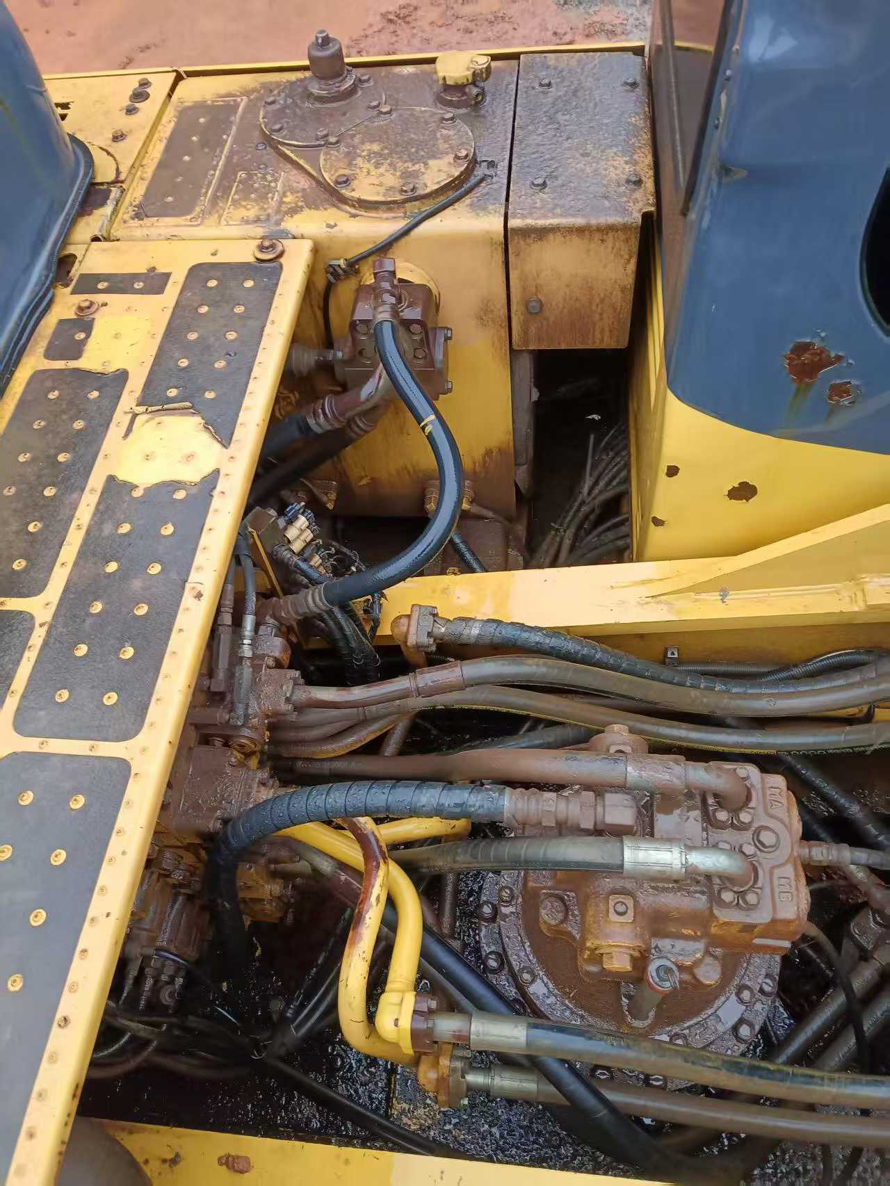 Used Komatsu PC350-7 Excavator 2016 Model / 8