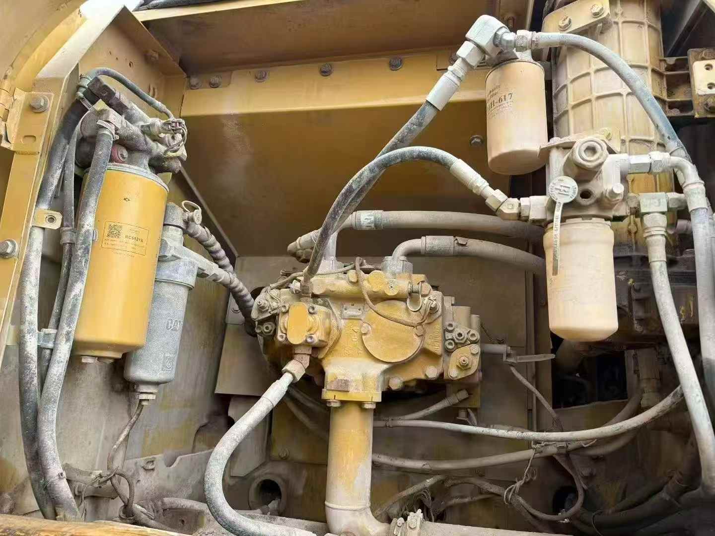 Used Caterpillar 320D2GC Excavator 2017 Model / 4