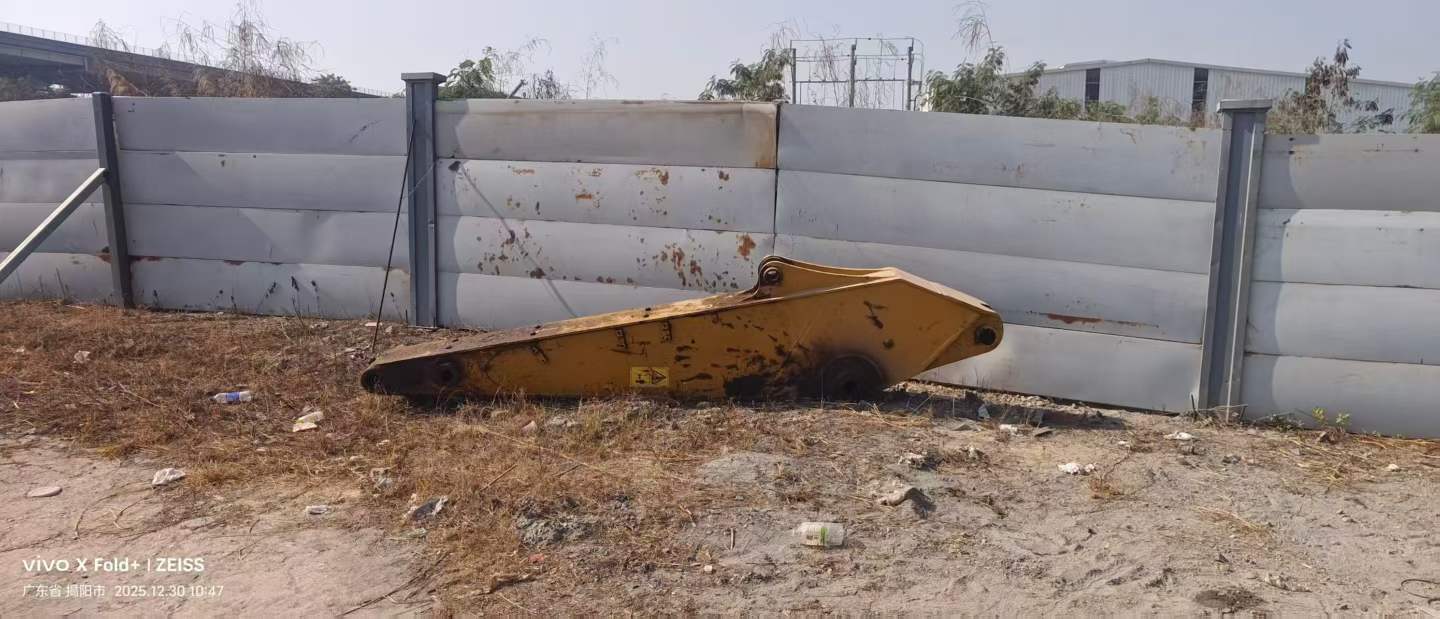 Used XCMG XE305D Excavator 2019 Model / 3