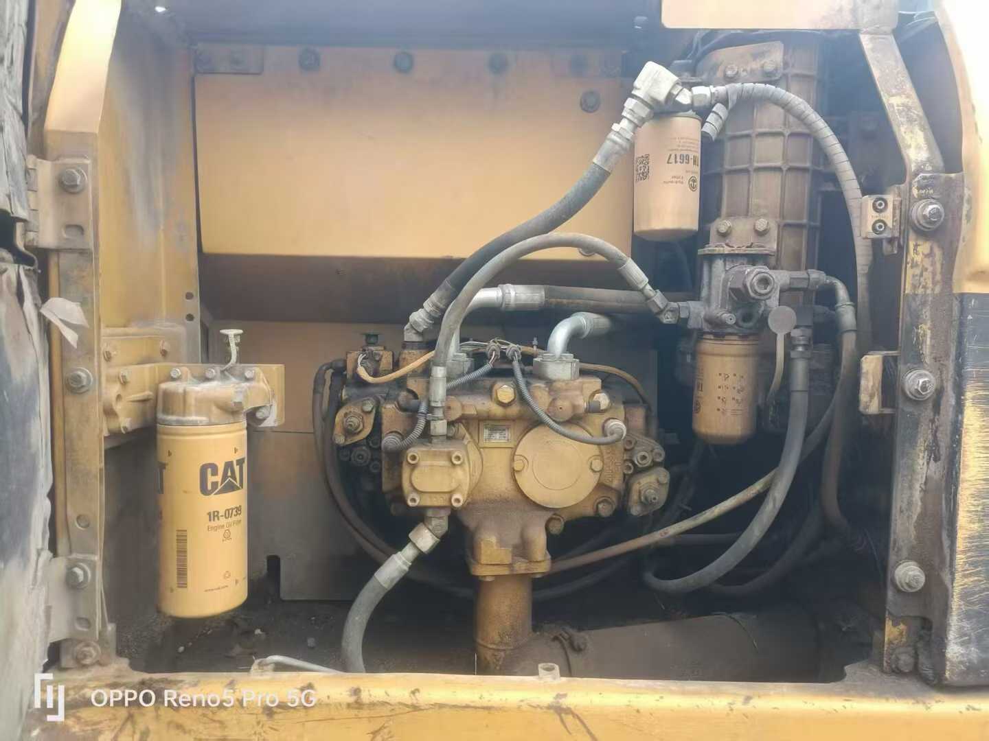 Used Caterpillar 320DGC Excavator 2011 Model / 2