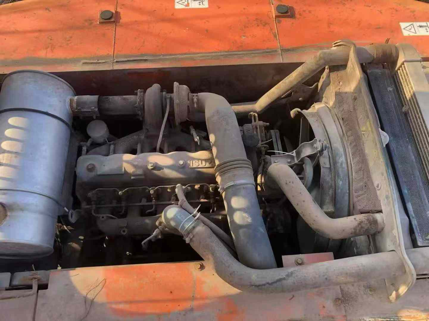 Used Hitachi EX250-5 Excavator 2011 Model / 6