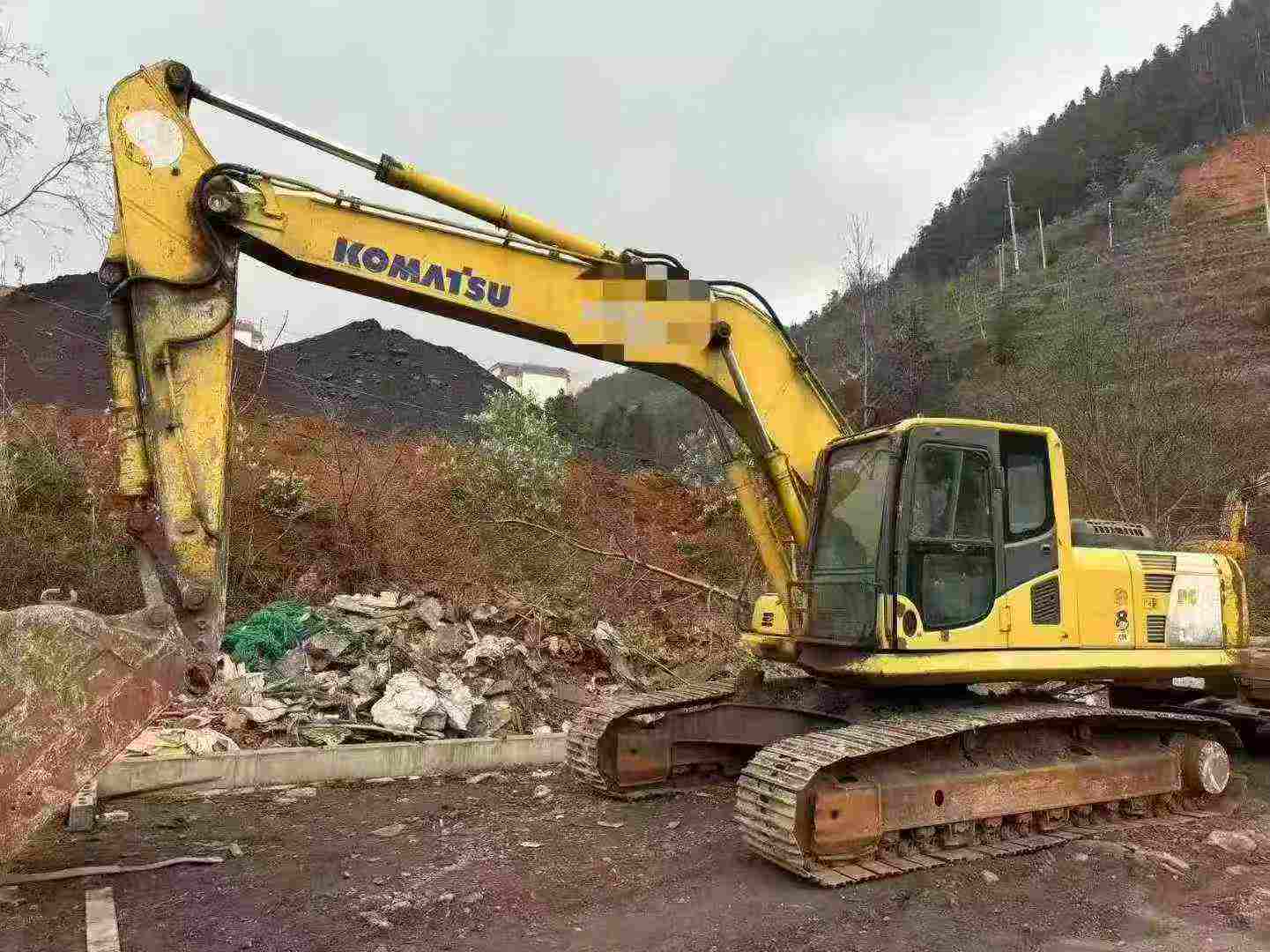 Used Komatsu PC240-6 Excavator 2010 Model / 2