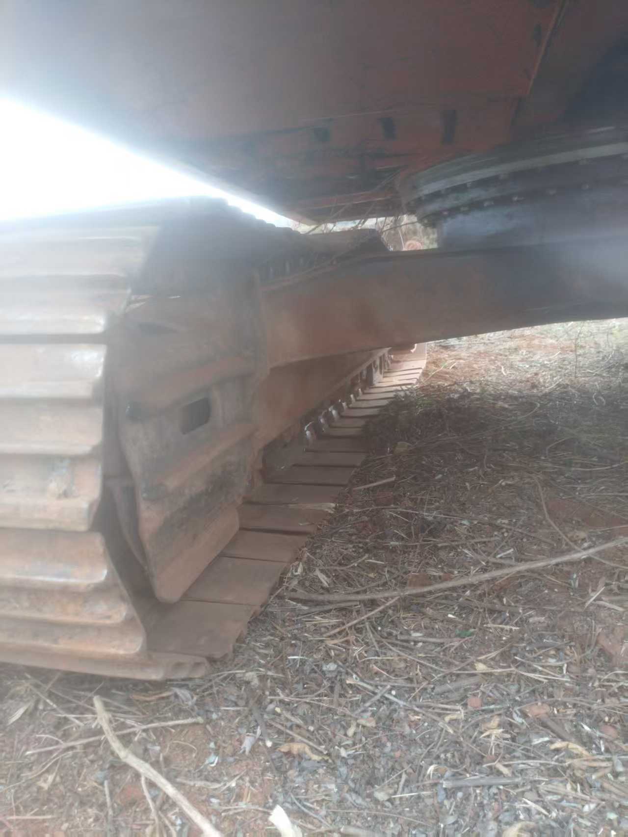 Used Doosan DH150 Excavator 2011 Model / 3