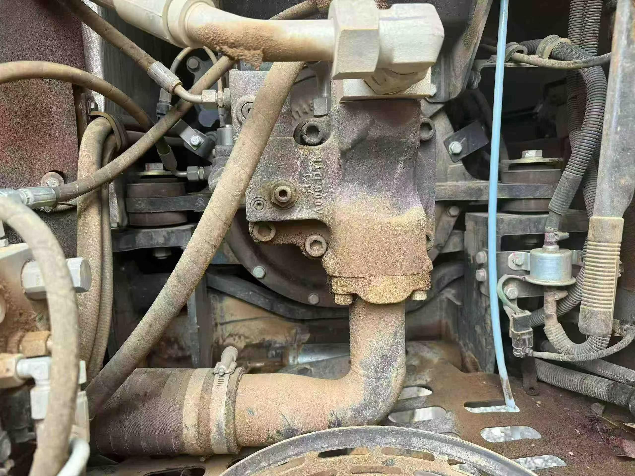 Used XCMG XE85C Excavator 2024 Model / 3