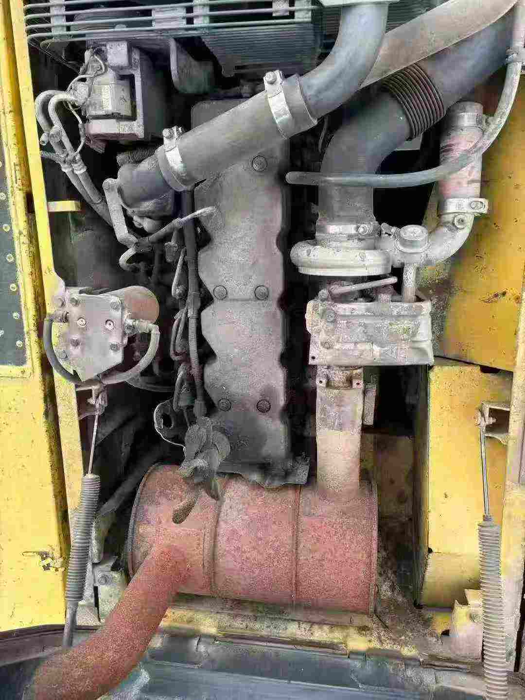 Used Komatsu PC240-6 Excavator 2010 Model / 5