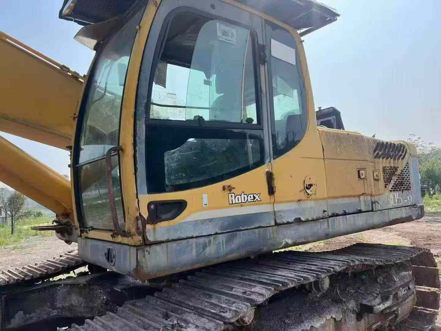 Used Hyundai R305LC-7 Excavator 2014 Model / 6