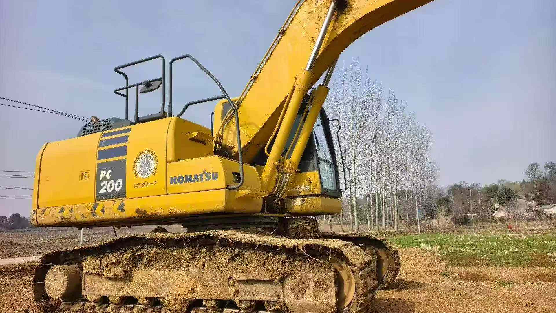 Used Komatsu PC200-10 Excavator 2016 Model / 9