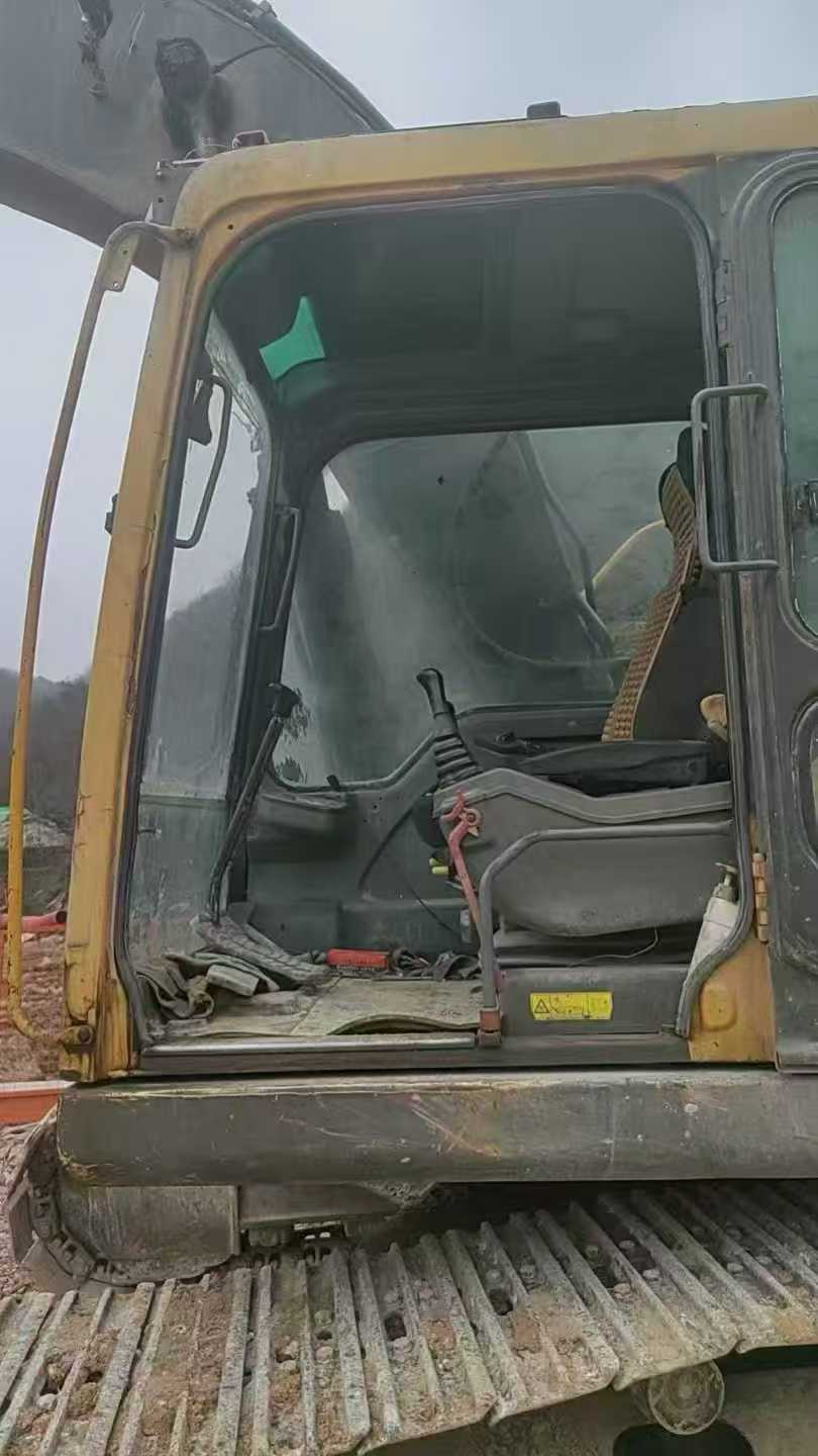 Used Volvo EC210B Excavator 2016 Model / 6