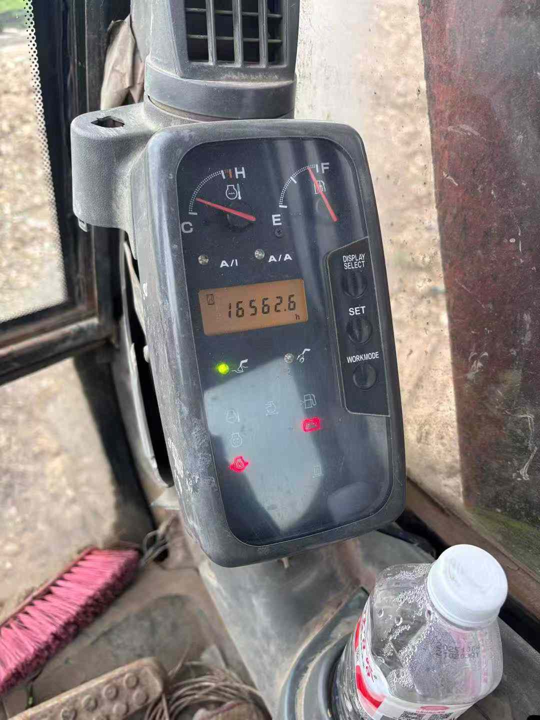 Used Hitachi ZX200-6 Excavator 2016 Model / 2