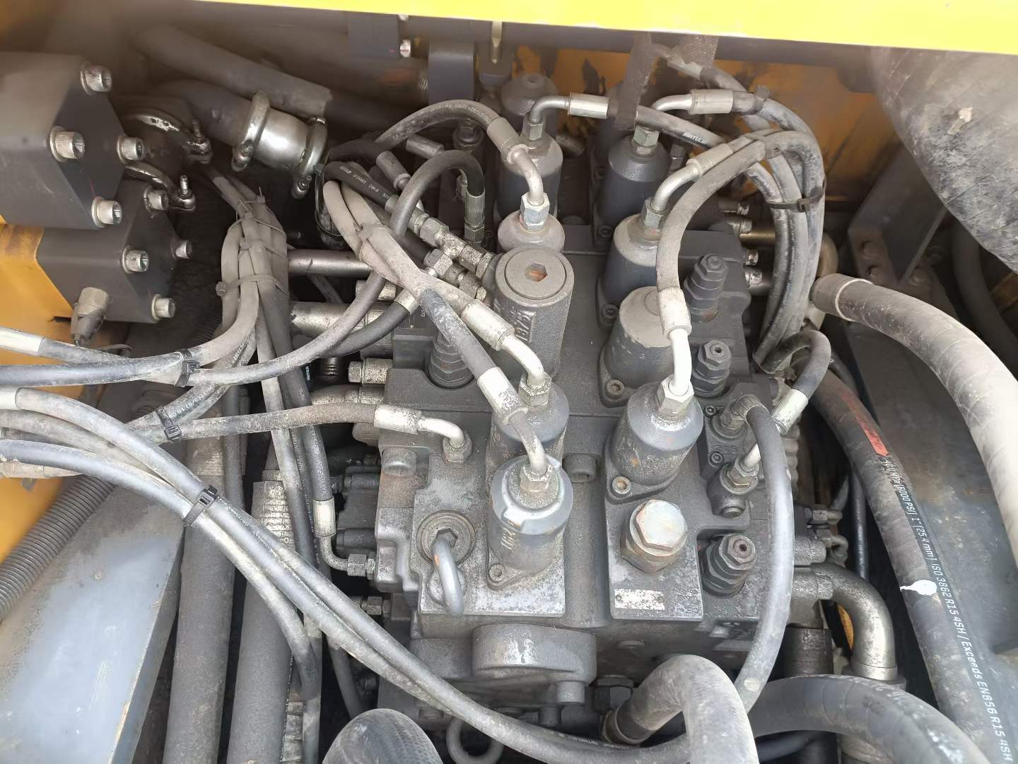 Used XCMG XE490D Excavator 2021 Model / 5