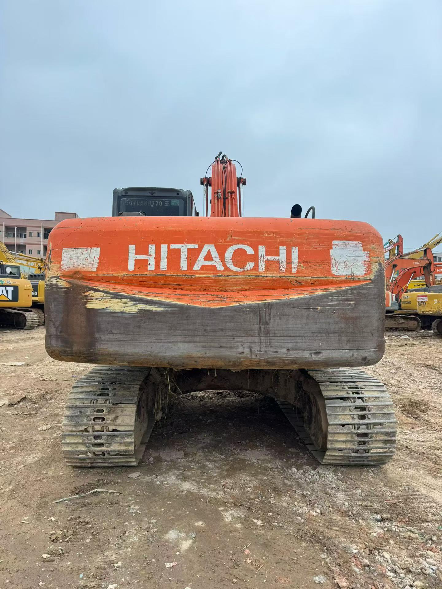 Used Hitachi EX200 Excavator 2016 Model / 9