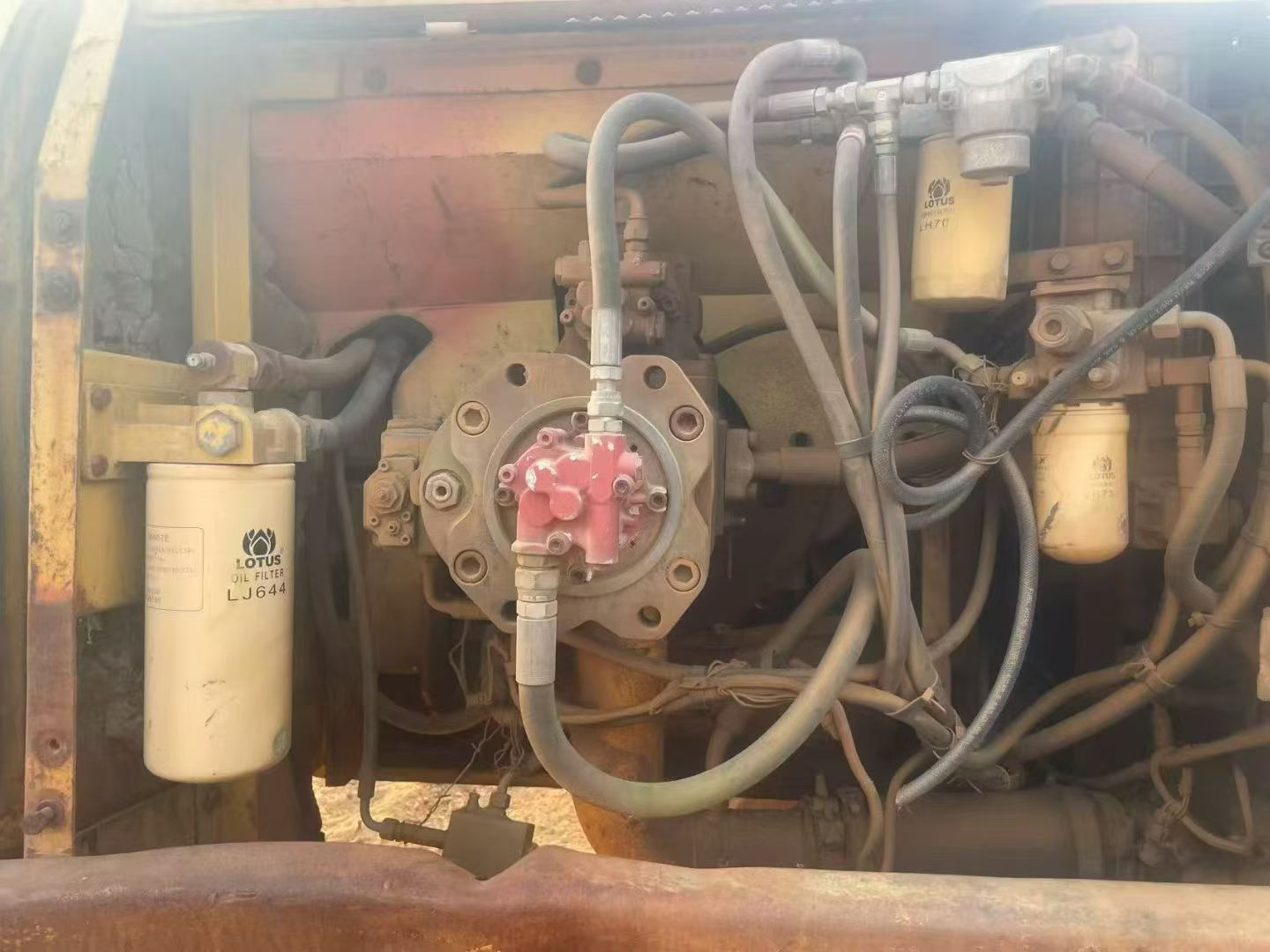 Used Caterpillar 330C Excavator 2016 Model / 3