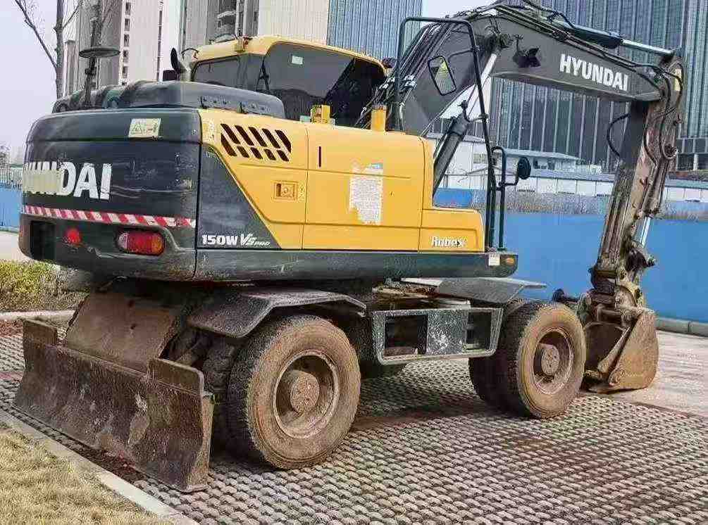 Used Hyundai R150-7 Excavator 2021 Model / 2