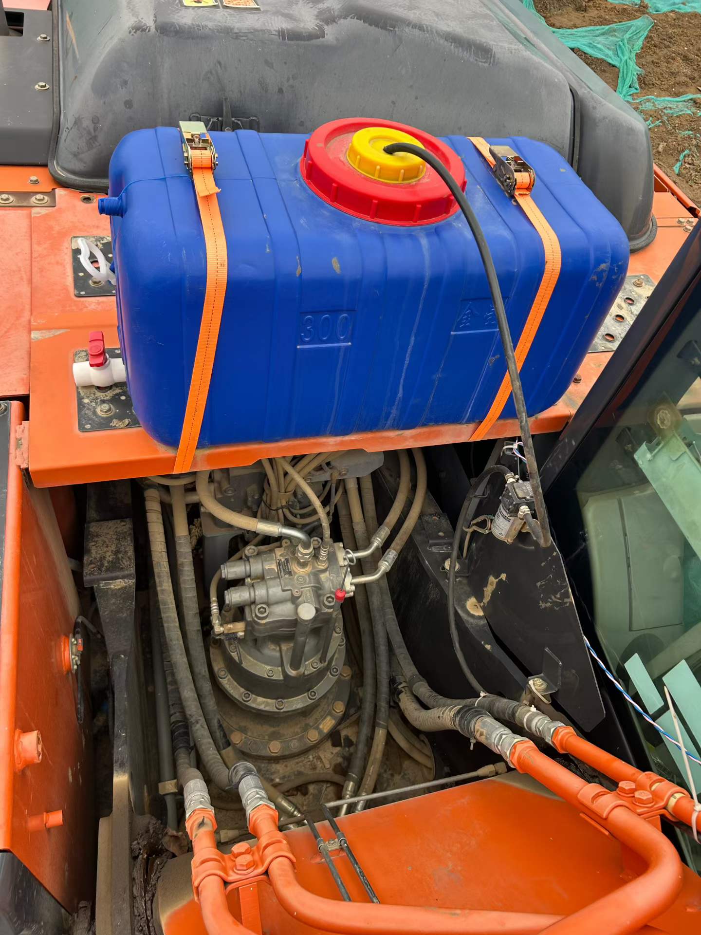 Used Hitachi ZH200-5A Excavator 2021 Model / 5