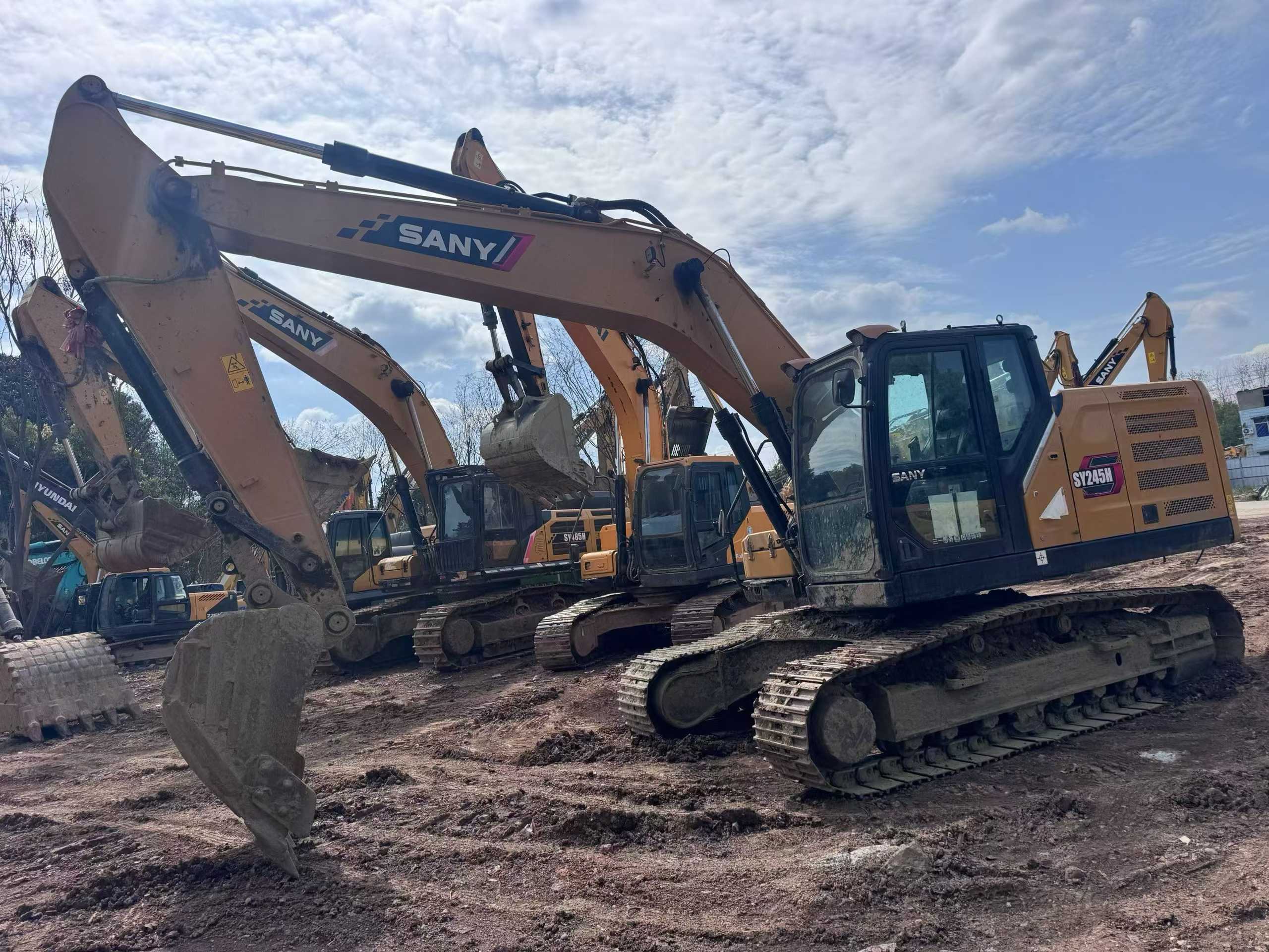 Used Sany SY215C Excavator 2024 Model / 5