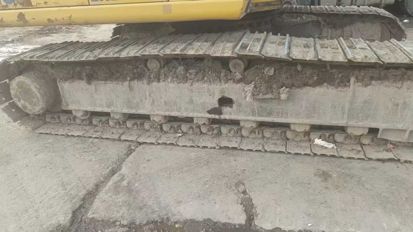 Used Kato 820-3SP Excavator 2016 Model / 8