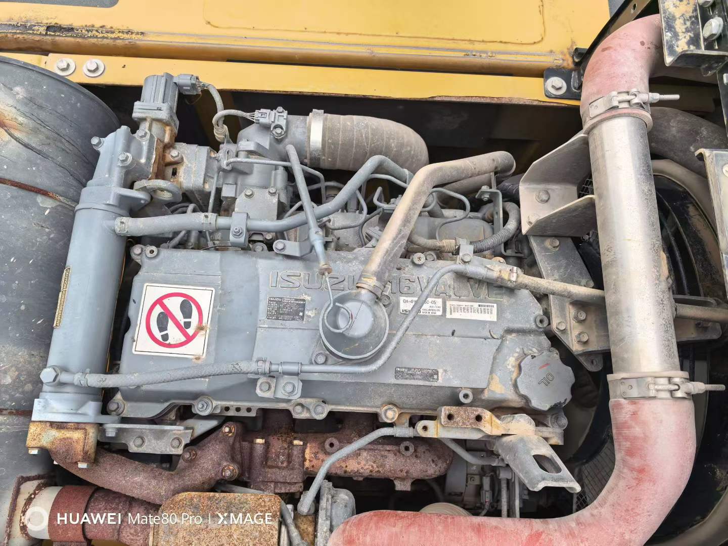 Used Sany SY200C Excavator 2016 Model / 4