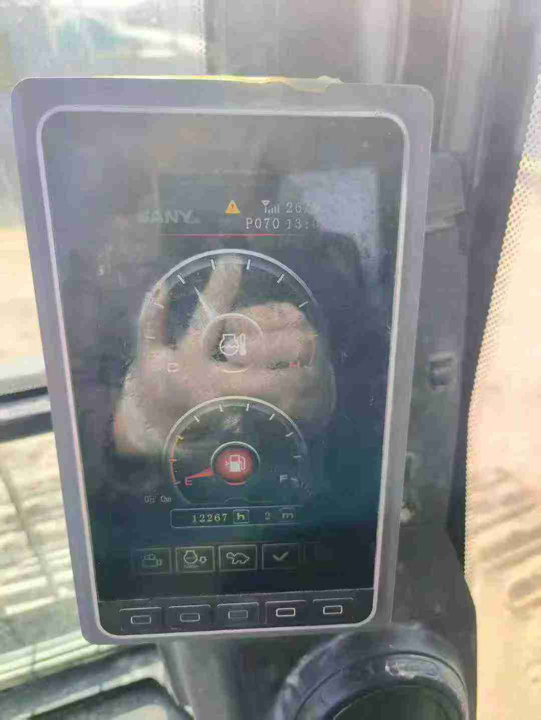 Used Sany SY750H Excavator 2022 Model / 3