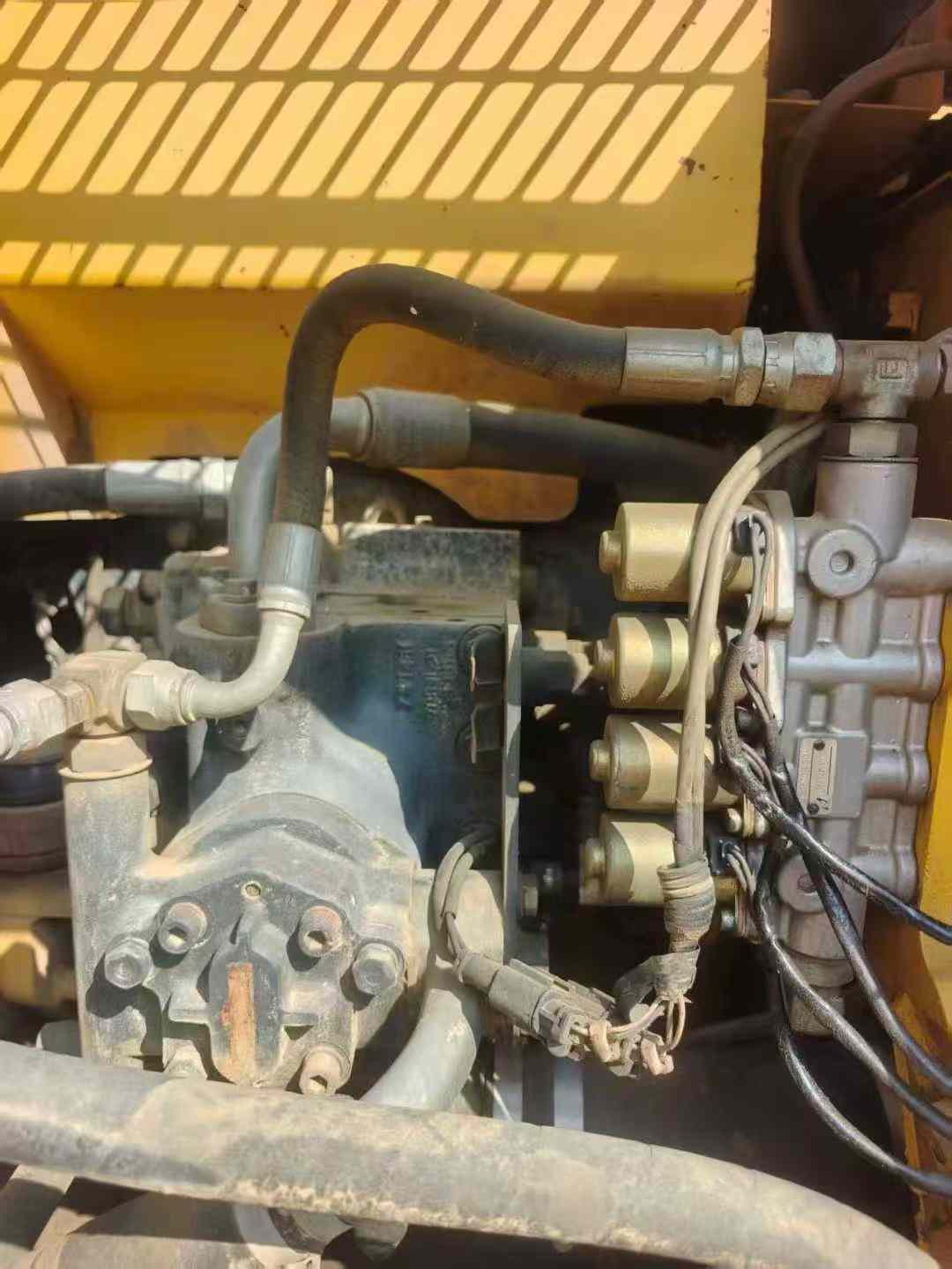 Used Komatsu PC120-6E Excavator 2016 Model / 7