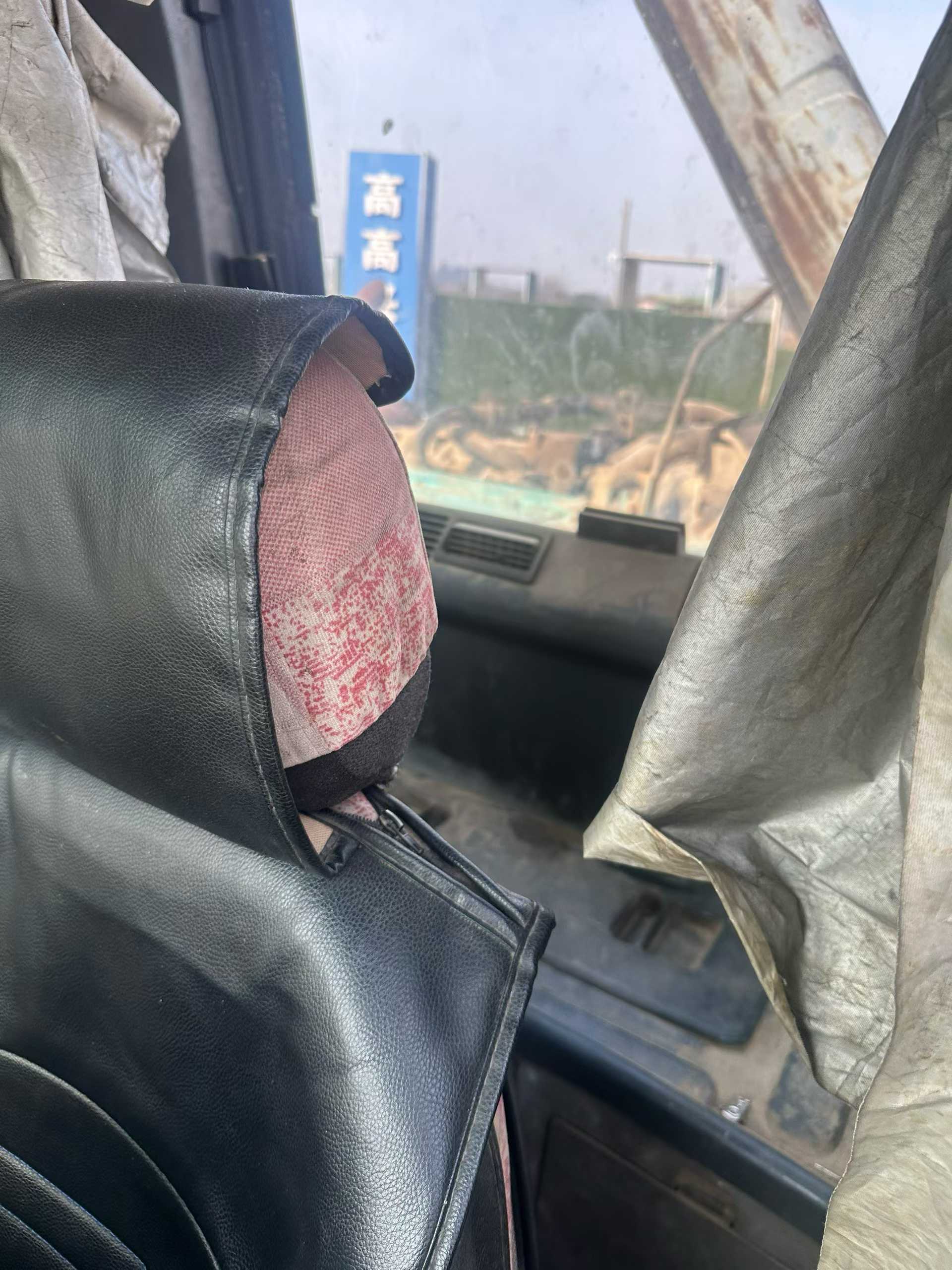 Used Kobelco SK200 Excavator 2008 Model / 9