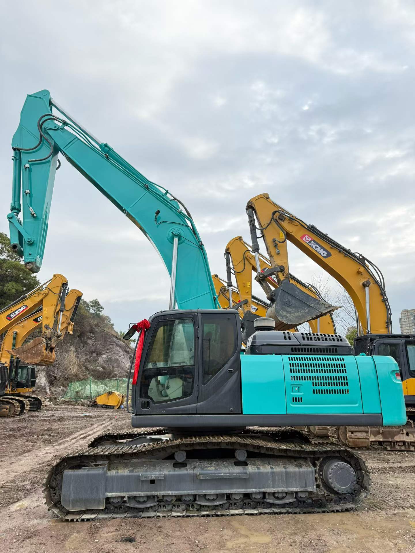 Used Kobelco SK350-8 Excavator 2016 Model / 9