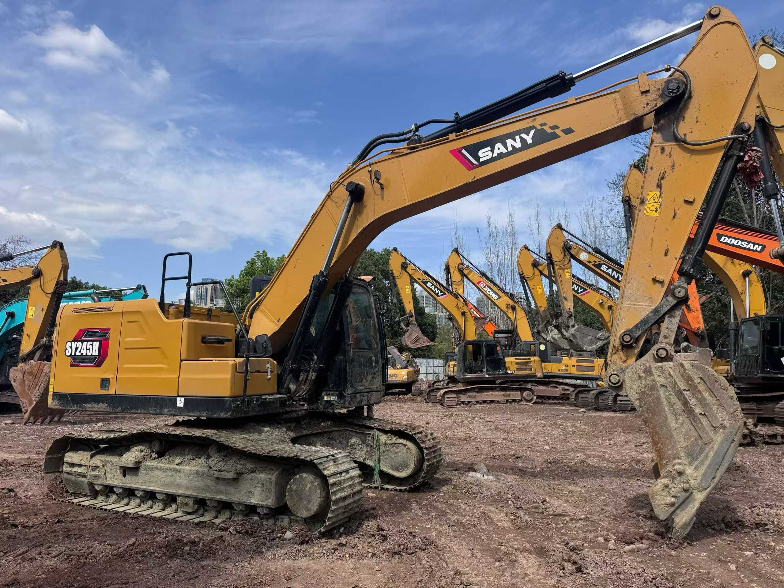 Used Sany SY215C Excavator 2024 Model / 4
